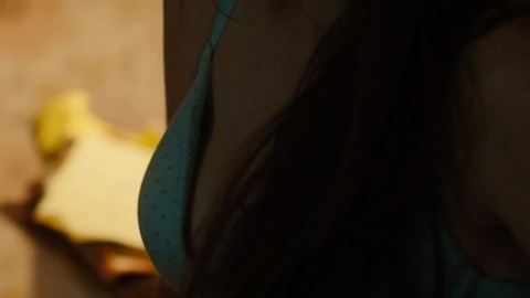 Pic: Kaitlyn Dever in All Summers End (2017)