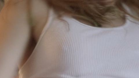 Pic: Zoey Deutch in Flower