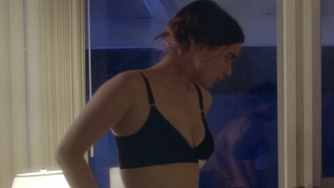 Pic: Dylan Gelula in Flower