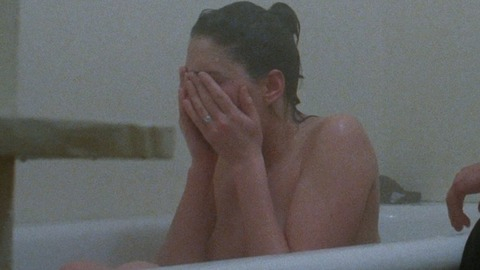 Pic: Elizabeth Manninio in Grave Robbers