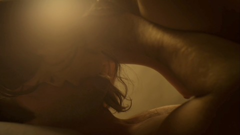 Pic: Lindsey Shaw in 1/1