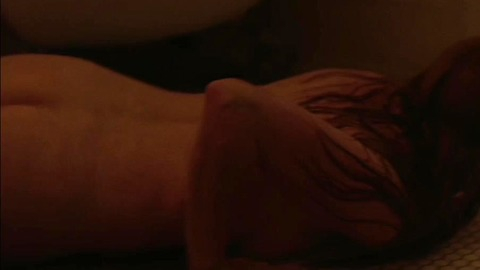 Pic: Amy Adams in Sharp Objects