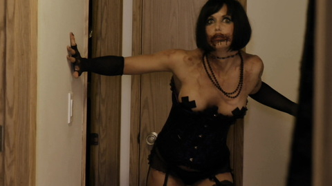 Pic: Luna Moon in Stripperland