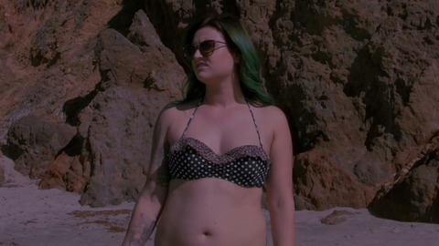 Pic: Alexis Acosta in Land Shark (2017)