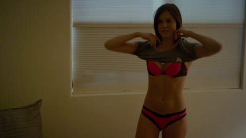 Pic: Katelyn MacMullen in The Row (2018)