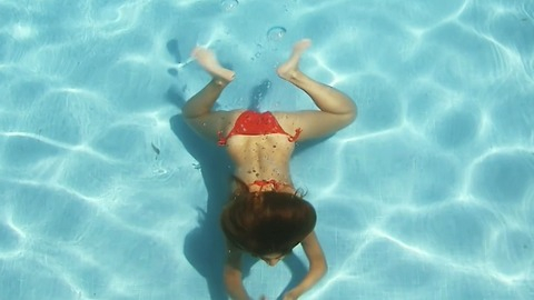 Pic: Chen Shilony in The Honey Killer (2018)