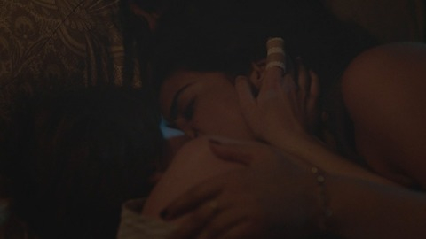 Pic: Lorenza Izzo in Casual