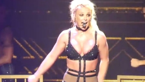 Pic: Britney Spears in Do Something (Live at The Theater at MGM National Harbor)