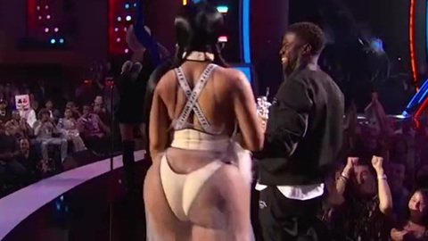 Pic: Nicki Minaj in MTV Video Music Awards