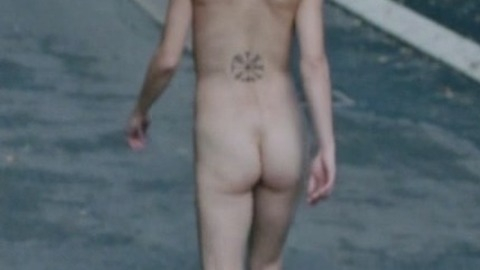 Pic: Malya Roman in Nude