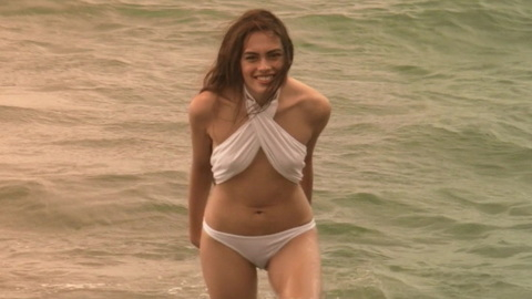 Pic: Natalia Warner in Learning to Breathe