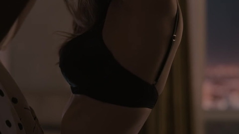 Pic: Elizabeth Olsen in Sorry For Your Loss