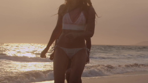 Pic: Julia Lanski in Visage