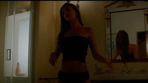 Pic: Emily Ratajkowski in Welcome Home