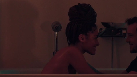 Pic: Paulina Singer in Shrimp