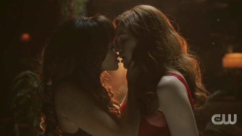 Pic: Vanessa Morgan in Riverdale