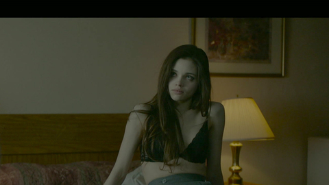 Pic: India Eisley in Look Away