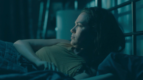 Pic: Kate Siegel in The Haunting of Hill House