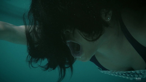 Pic: Ajiona Alexus in Light as a Feather