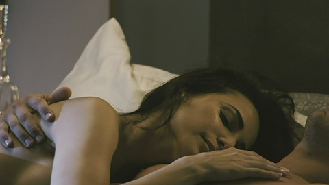 Pic: Yasmine Aker in Sleep No More