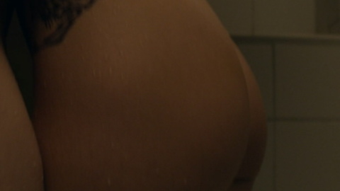 Pic: Danielle Campbell in Tell Me a Story