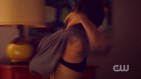 Pic: Chantal Thuy in Black Lightning