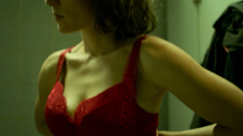 Pic: Friederike Becht in Perfume