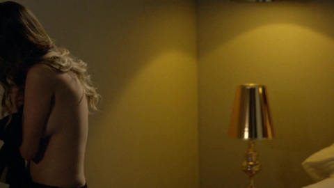 Pic: Vania Villalón in Fugitiva