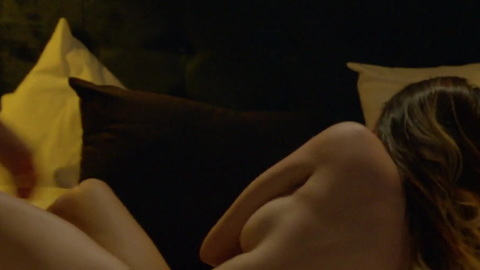 Pic: Vania Villalón in Fugitiva