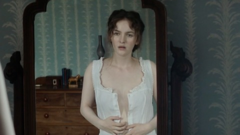 Pic: Ann Skelly in Death and Nightingales