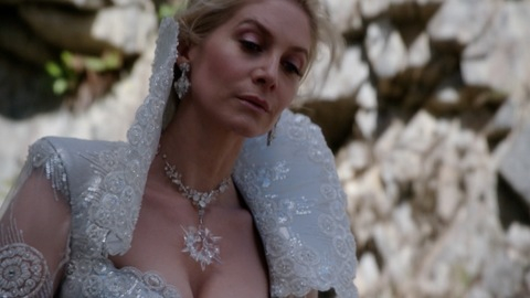 Pic: Elizabeth Mitchell in Once Upon a Time