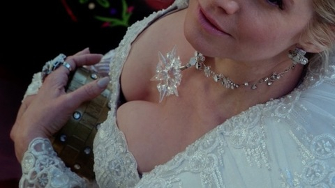 Pic: Elizabeth Mitchell in Once Upon a Time