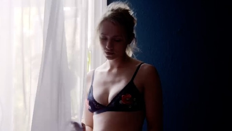 Pic: Kristine Kujath Thorp in Doggystyle