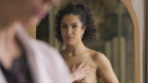 Pic: Sabrina Ouazani in The Hook Up Plan