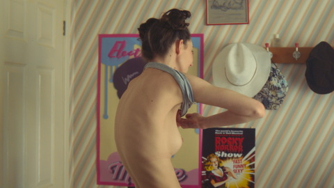 Pic: Tanya Reynolds in Sex Education