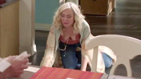 Pic: Rachel Bay Jones in Modern Family