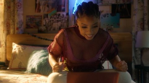 Pic: Chloe Bailey in grown-ish