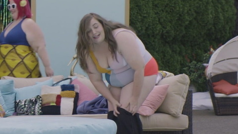 Pic: Aidy Bryant in Shrill