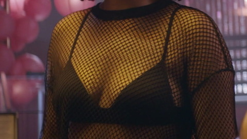 Pic: Niccole Thurman in Shrill