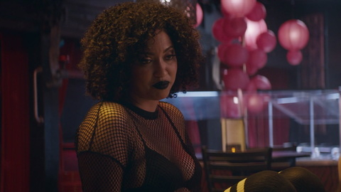 Pic: Niccole Thurman in Shrill