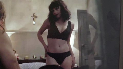 Pic: Paloma Saavedra in Bitter Daisies