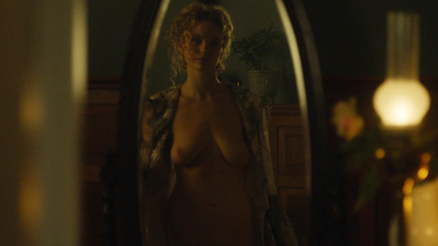 Pic: Joanna Vanderham in Warrior