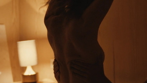 Pic: Anna Drijver in Undercover