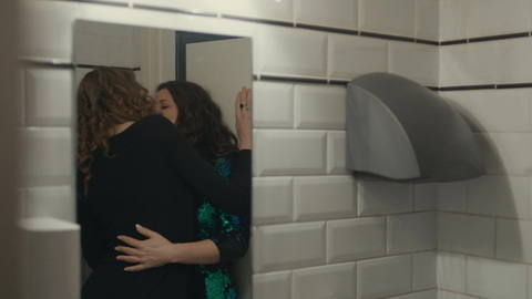 Pic: Anna Drijver in Undercover