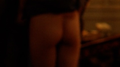 Pic: Jessica Hinds in Versailles