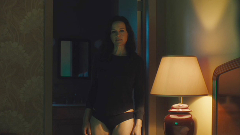 Pic: Carla Gugino in Jett