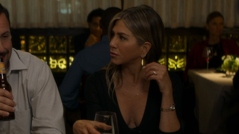 Pic: Jennifer Aniston in Murder Mystery