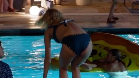 Pic: Kelli Berglund in Animal Kingdom (2016-2022)