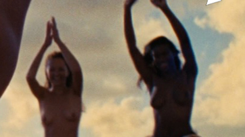 Pic: London Seabreeze in The Beach Bum