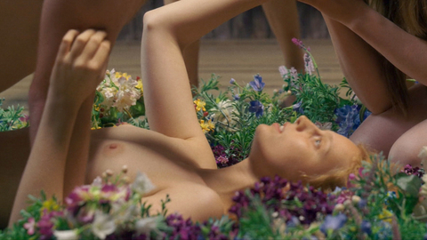 Pic: Isabelle Grill in Midsommar